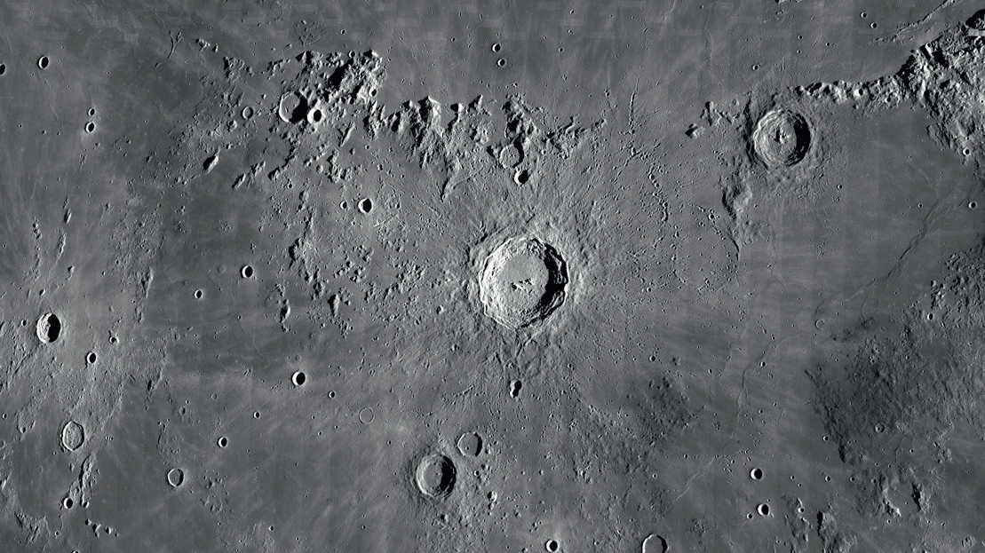 Viele Beobachter bezeichnen Copernicus als den schönsten Mondkrater.