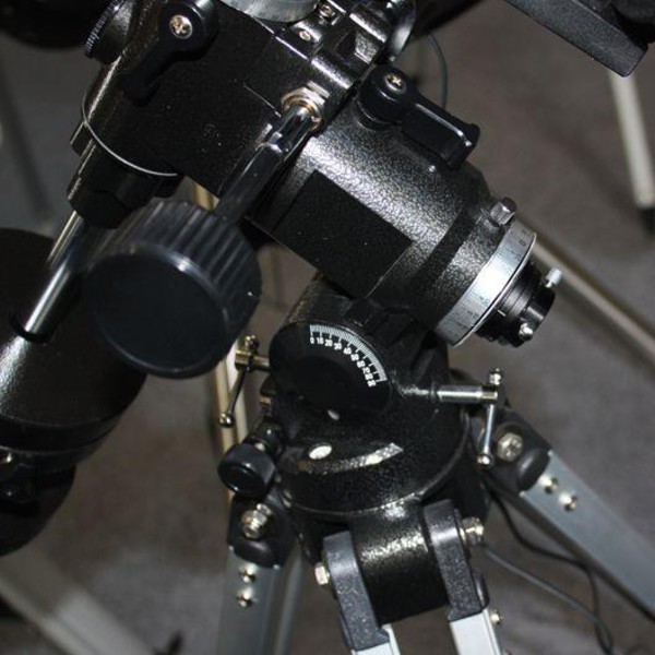 Skywatcher Polsucher HM5 für EQ5, NEQ-5 und EQ-6