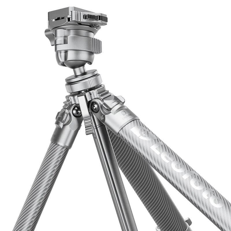 Leofoto Carbon-Dreibeinstativ AZ-204C+LH-30R Azure Full Silver
